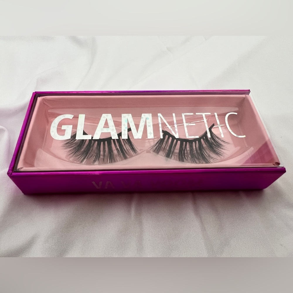 GLAMNETIC “VA VA VOOM” Lash, EXTRA Long Wispy (13mm-16mm)